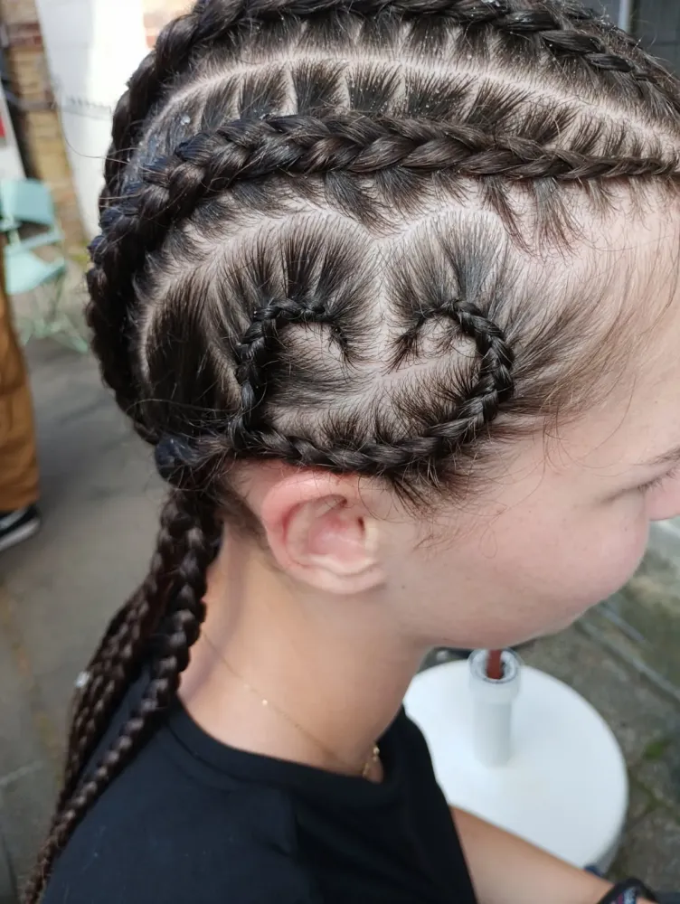 Coiffeuse à domicile à Caen (8webp