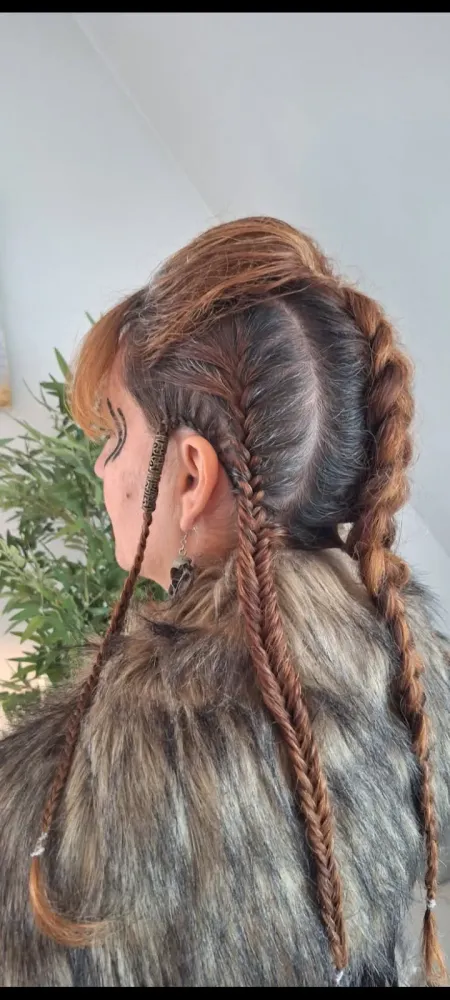 Coiffeuse à domicile à Caen (9webp